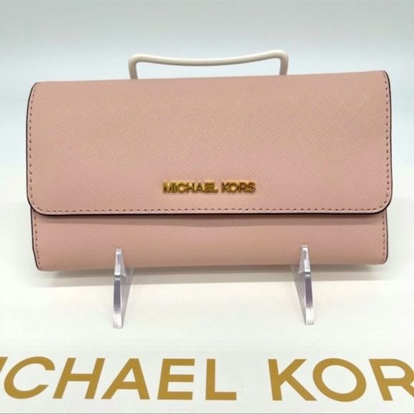 Michael Kors Handbags - Michael Kors Trifold Wallet Powder Blush Leather